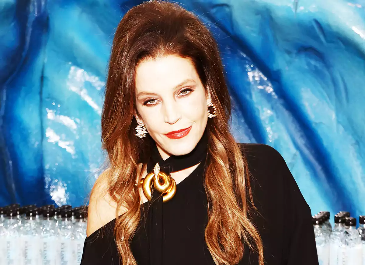 Lisa Marie Presley Wiki (Dies at 54), Biography, Husband, Age, Net ...