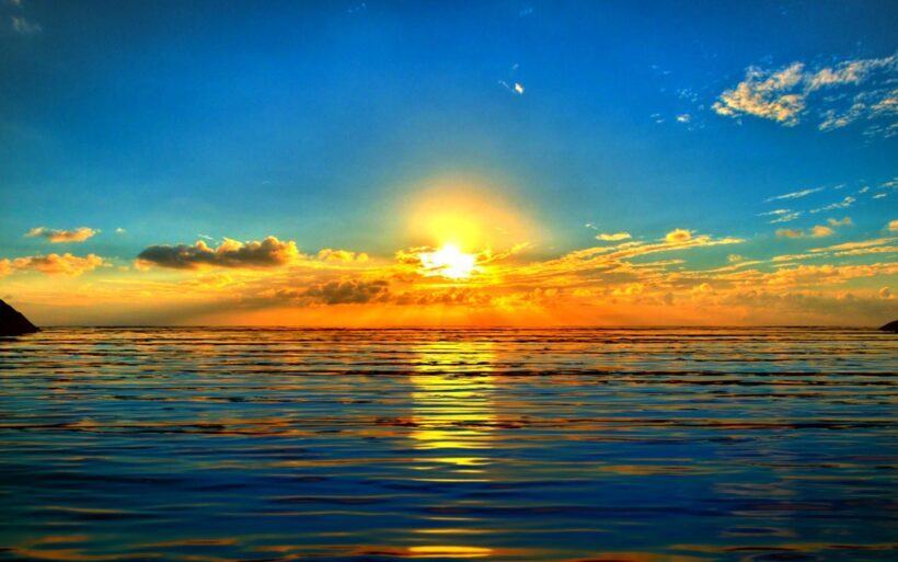 ảnh mặt trời mọc trên biển