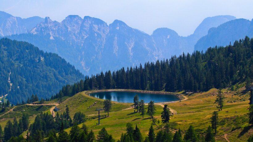 hình nền phong cảnh thiên nhiên hồ trên núi