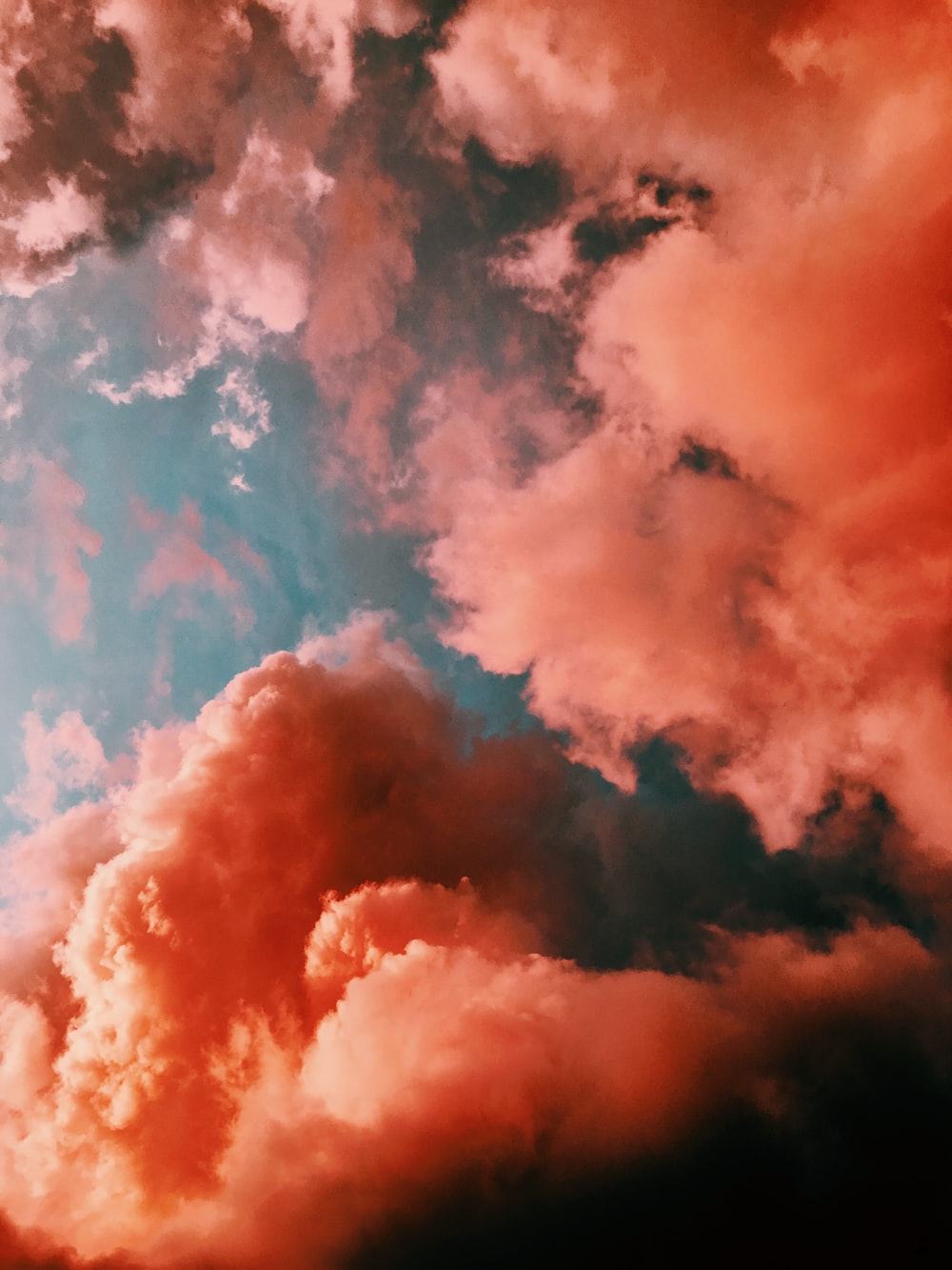 Hình ảnh mây đỏ cam rất đẹp
