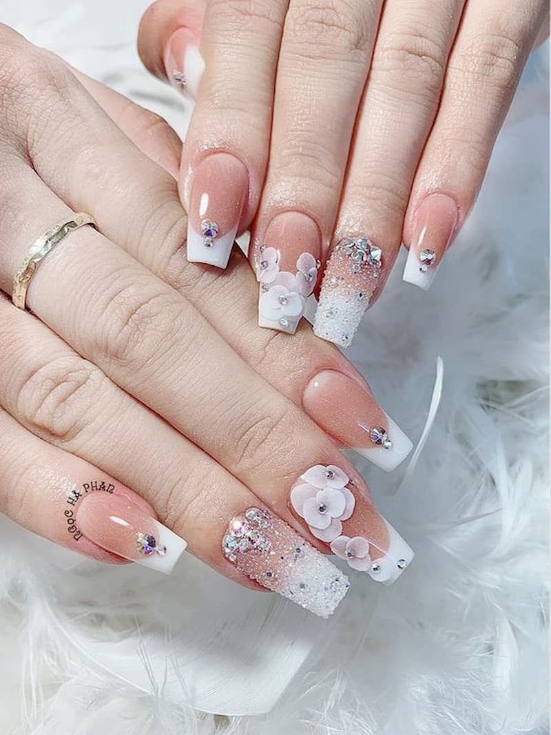 Mẫu nail đẹp và sang trọng