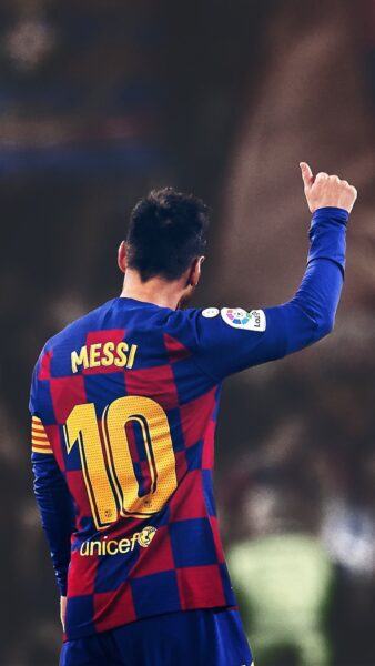 Hình ảnh Messi giơ ngón cái biểu thị chiến thắng