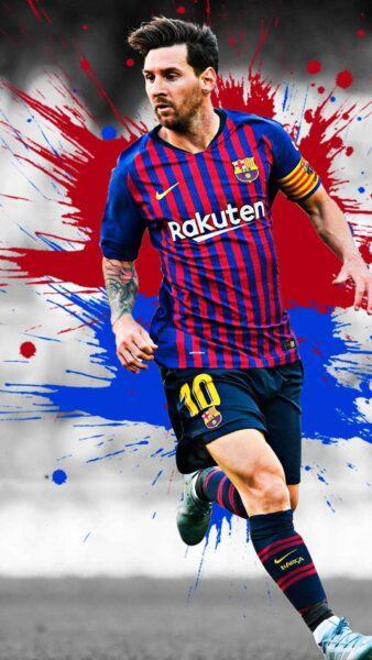 Bức ảnh Messi với đôi chân vàng chạy trên sân