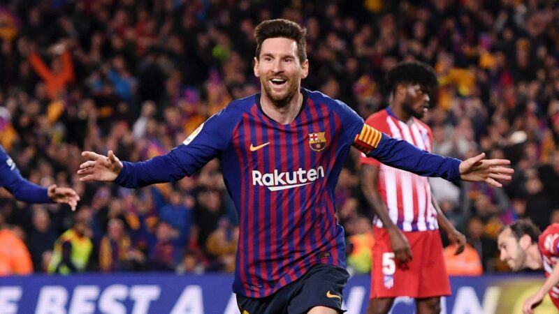 Hình ảnh Messi tươi cười ăn mừng chiến thắng