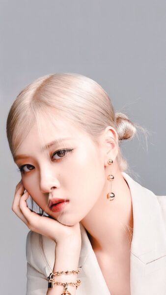 Rosé BlackPink làm người mẫu ảnh