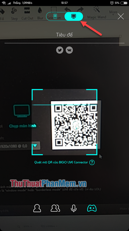 Quét QR Code hiển thị trên máy tính