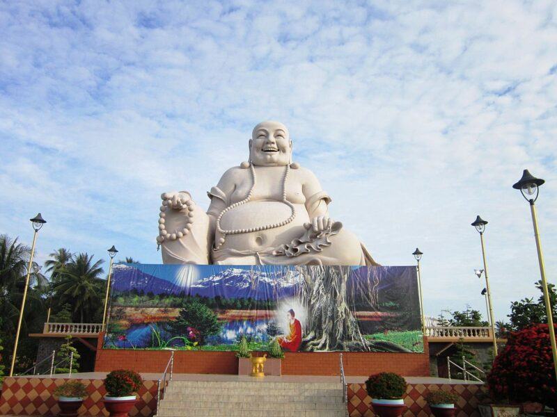 Hình ảnh tượng Phật Di Lặc tại chùa Vĩnh Tràng