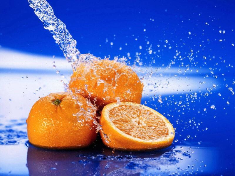 Hình ảnh sinh động của nước cho cam