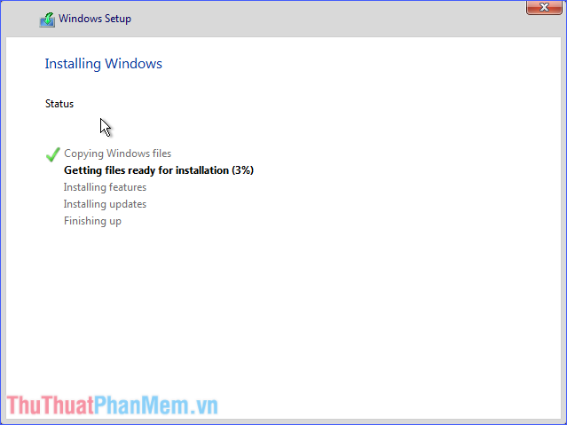 Đợi quá trình cài đặt Windows 10 hoàn tất
