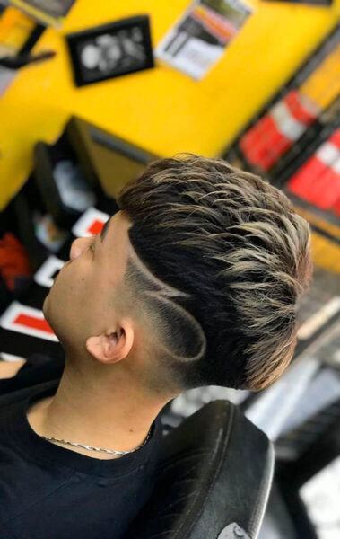 Kiểu tóc gợn sóng Mohican