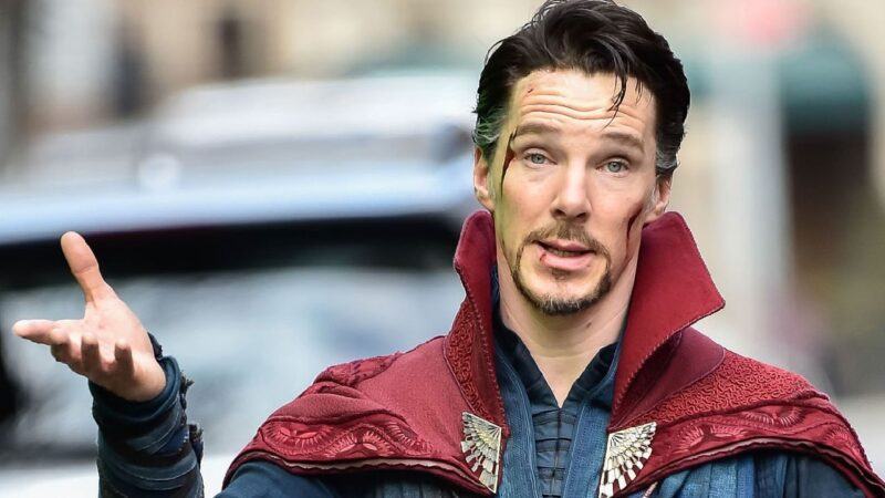 Hình ảnh biểu cảm hài hước của Doctor Strange