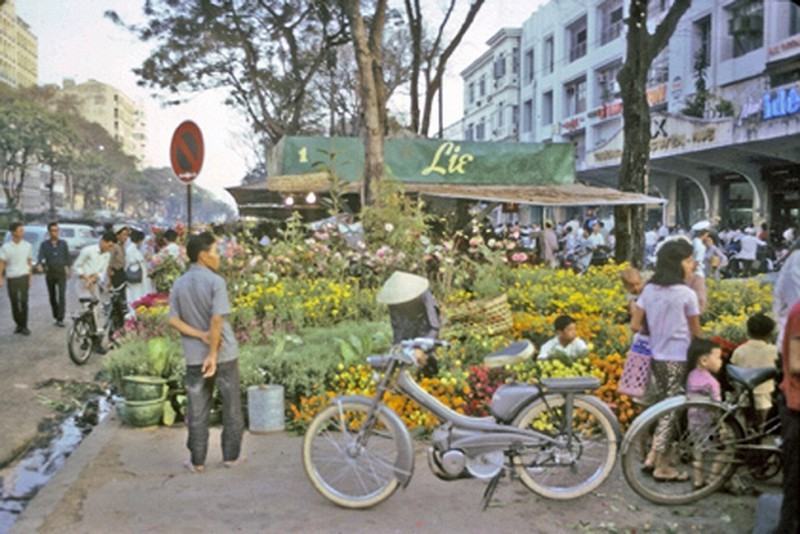 Hình ảnh chợ hoa ngày xưa