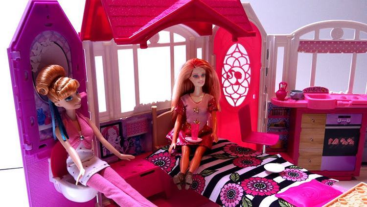 Ngôi nhà xinh đẹp của búp bê Barbie