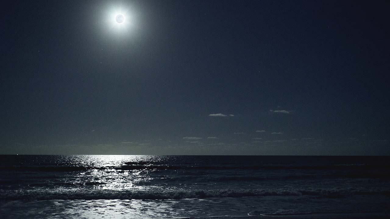 Hình ảnh đẹp về biển về đêm