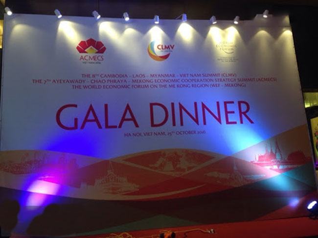 Backdrop sự kiện gala dinner cuối năm