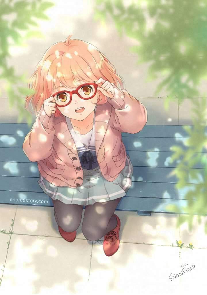 Cô gái anime dễ thương đeo kính