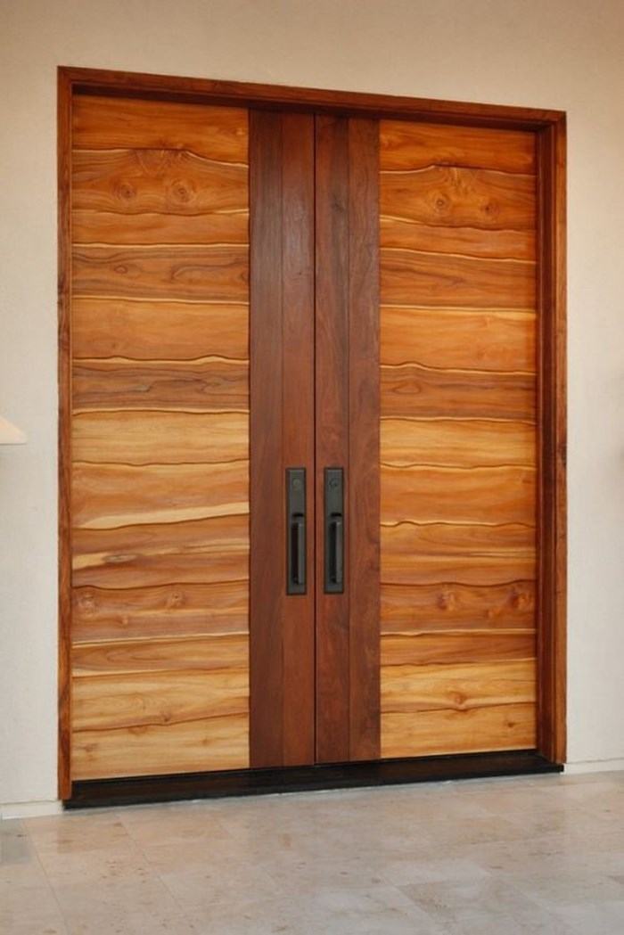 Mẫu cửa gỗ thông đẹp