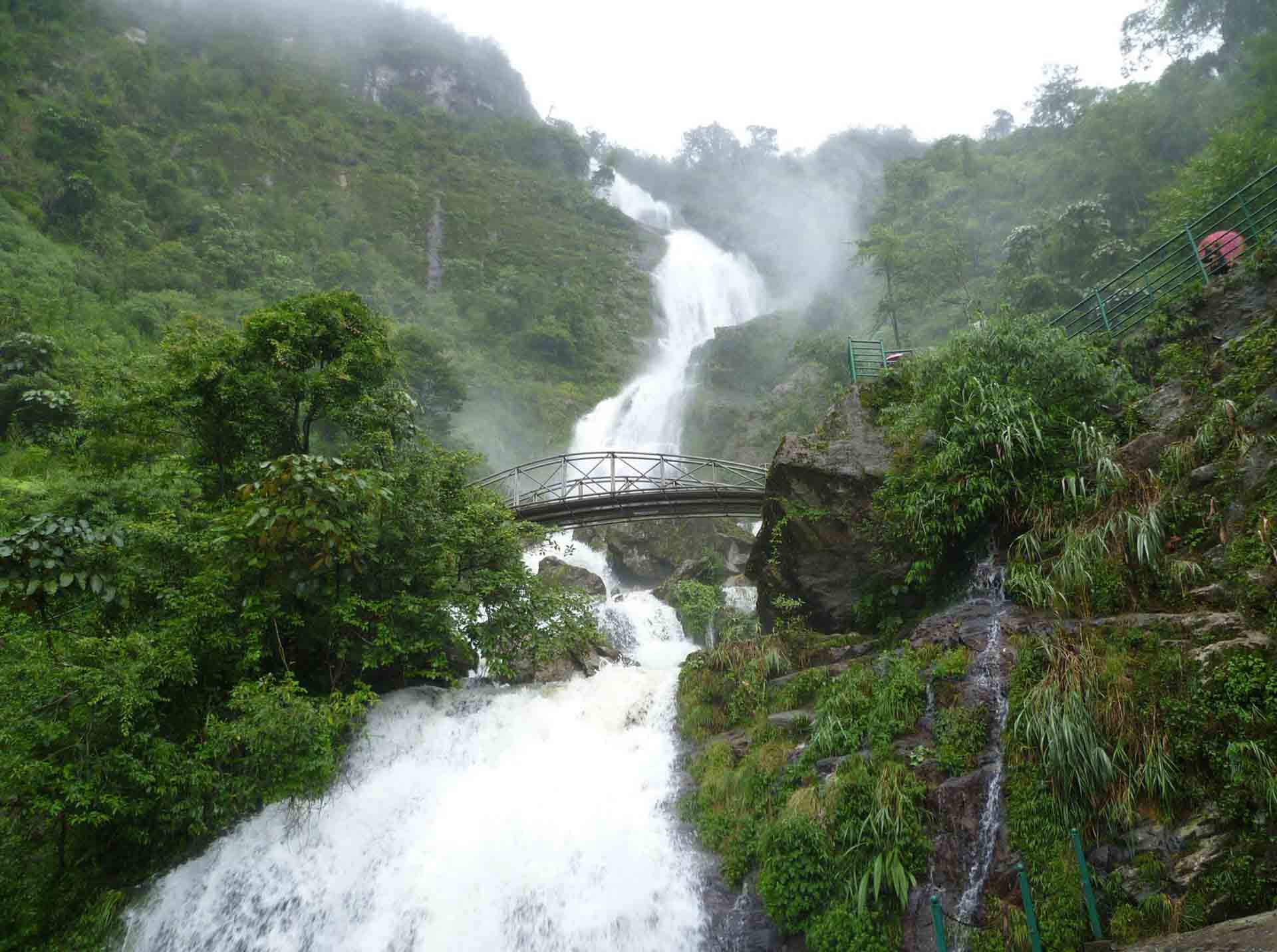 Hình ảnh thác nước đẹp ở Sapa