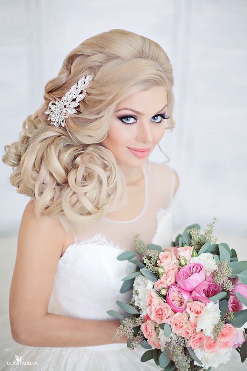 Những kiểu tóc phù dâu đẹp trong ngày cưới