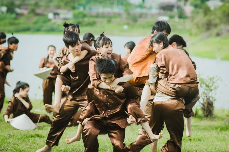Hình ảnh đẹp trò chơi dân gian Việt Nam tuổi thơ