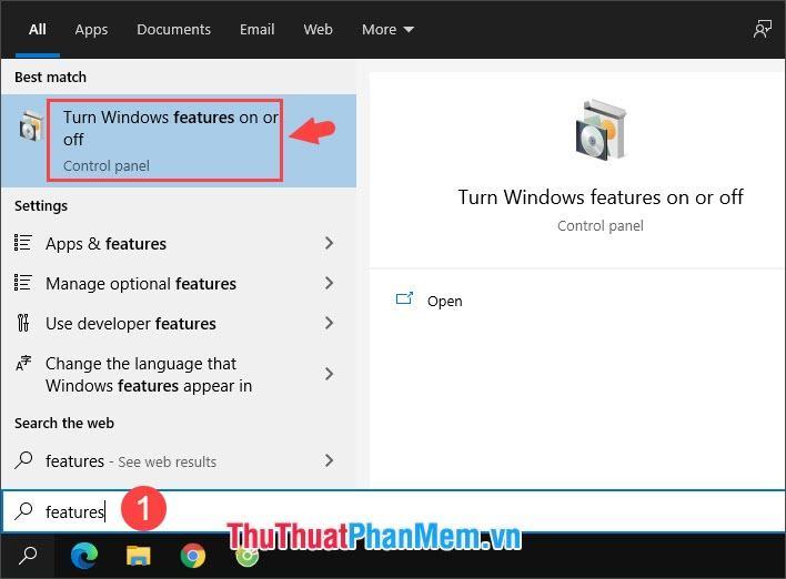 Chọn Bật hoặc tắt các tính năng của Windows
