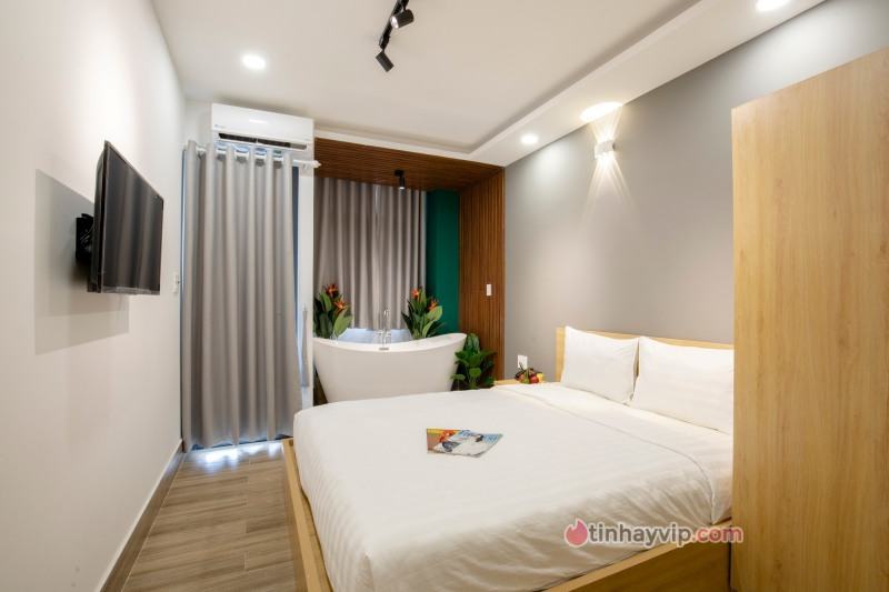 La Hotel Quận 10 mới xây