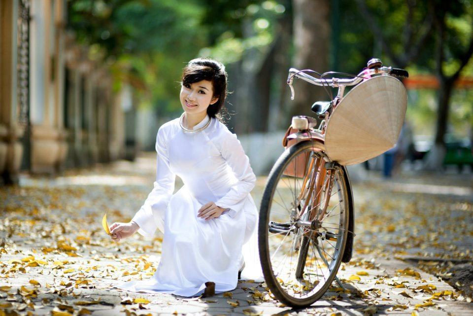 Nữ sinh áo dài với nét đẹp quê hương Việt Nam