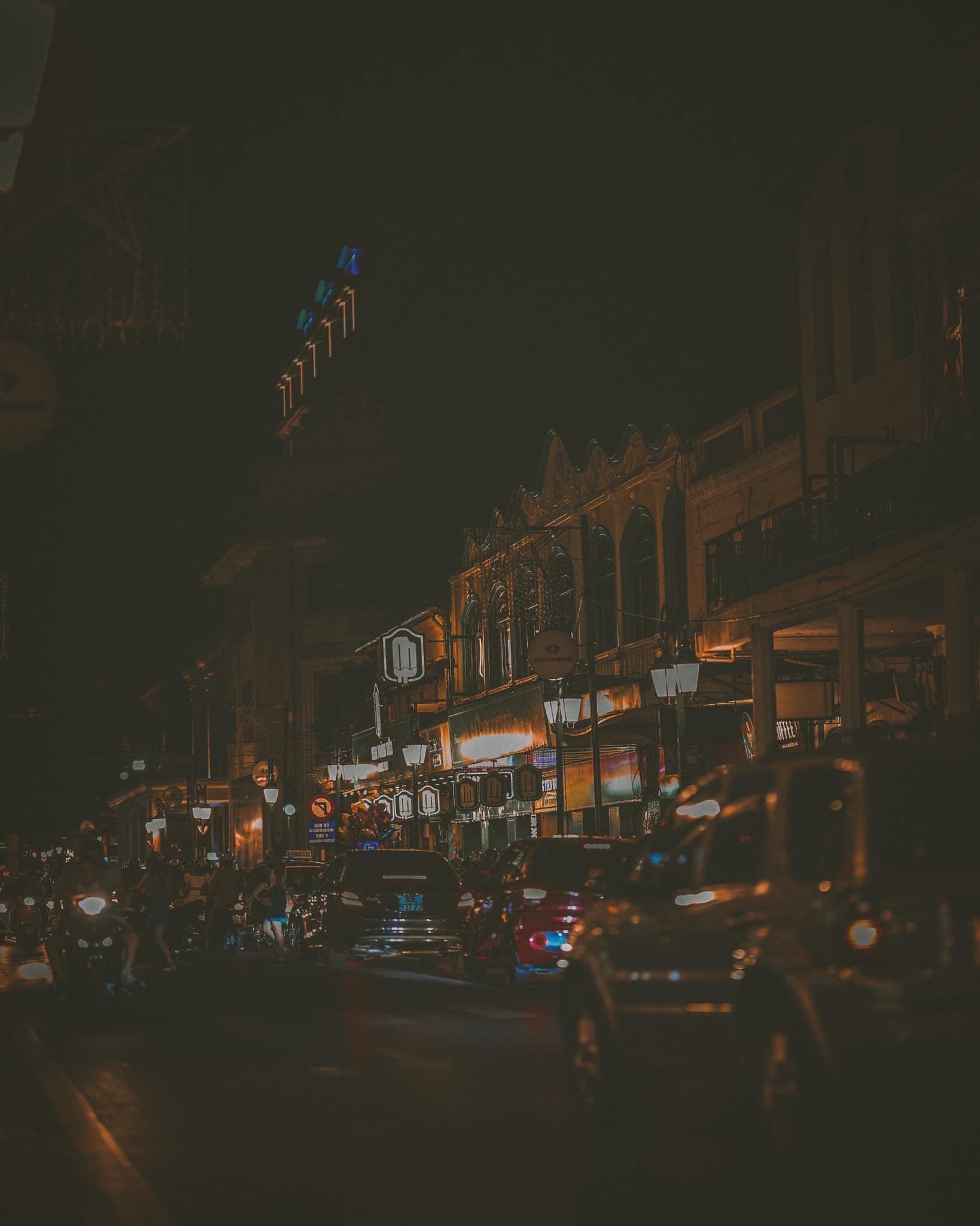 Hình ảnh đường phố Hà Nội về đêm