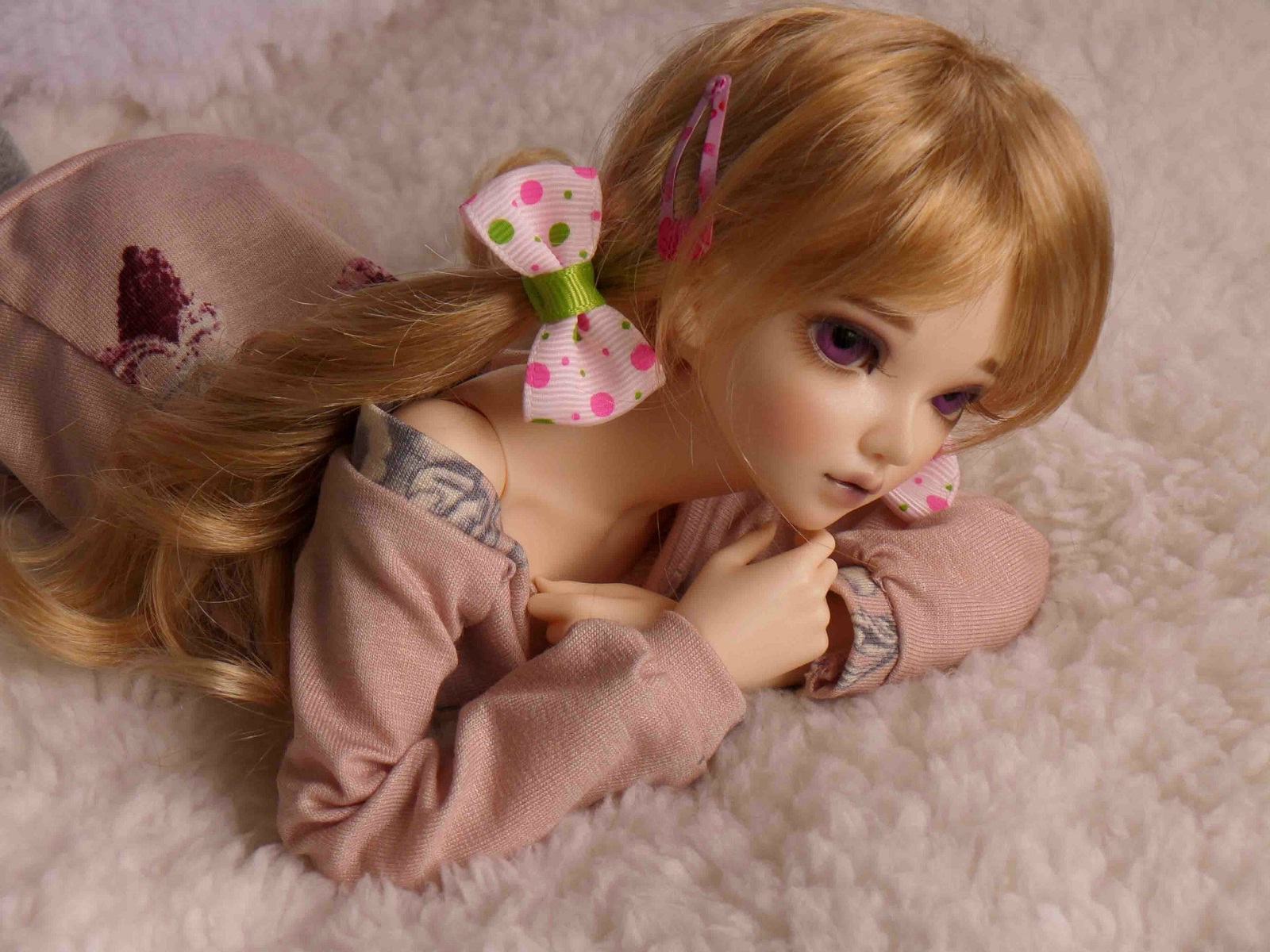 Hình ảnh búp bê barbie đẹp buồn