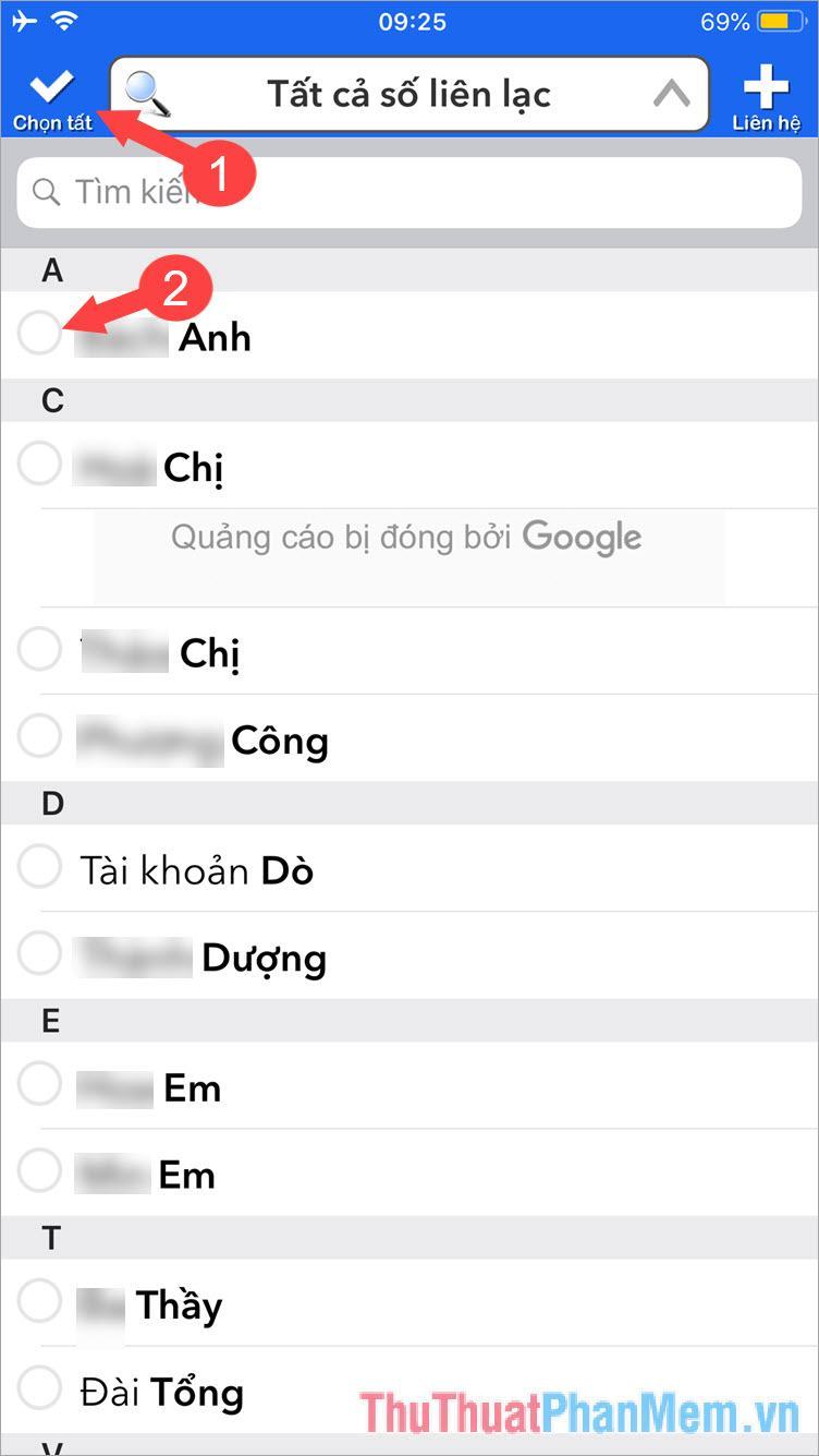 Chọn từng liên hệ bạn muốn xóa