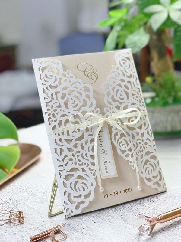 Beautiful white wedding card sample photo