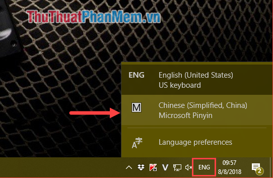 Click vào biểu tượng ngôn ngữ trên thanh Taskbar và chọn Chinese