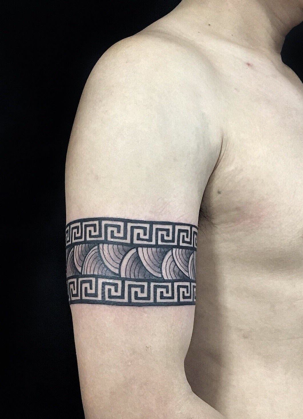 Gợi ý hình xăm đẹp trên bắp tay dành cho nam  Phần 4  Owl Ink Studio   Xăm Hình Nghệ Thuật