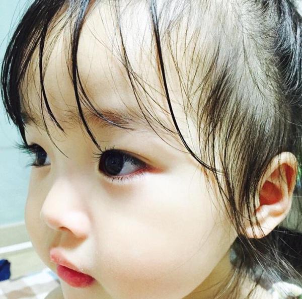Hình ảnh em bé Hàn Quốc dễ thương và đáng yêu