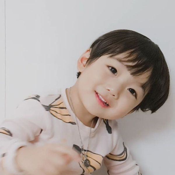 Hình ảnh bé trai Hàn Quốc dễ thương
