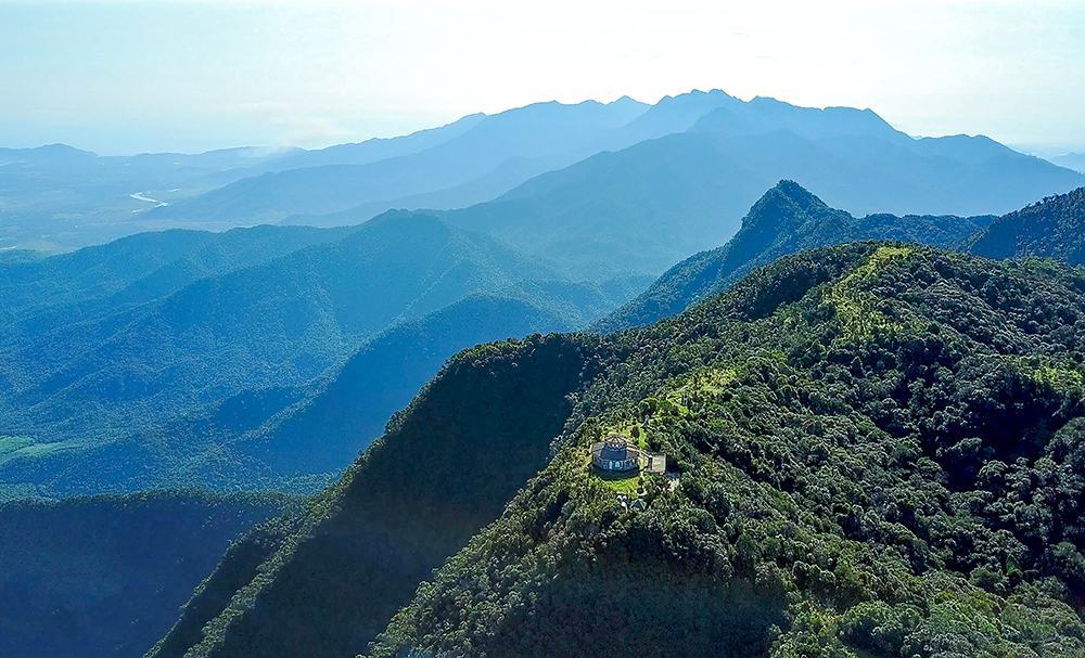Hình ảnh núi rừng Bạch Mã đẹp và hùng vĩ
