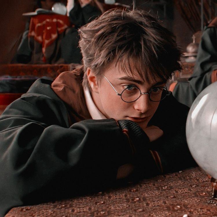 Hình ảnh Harry Potter đẹp và buồn