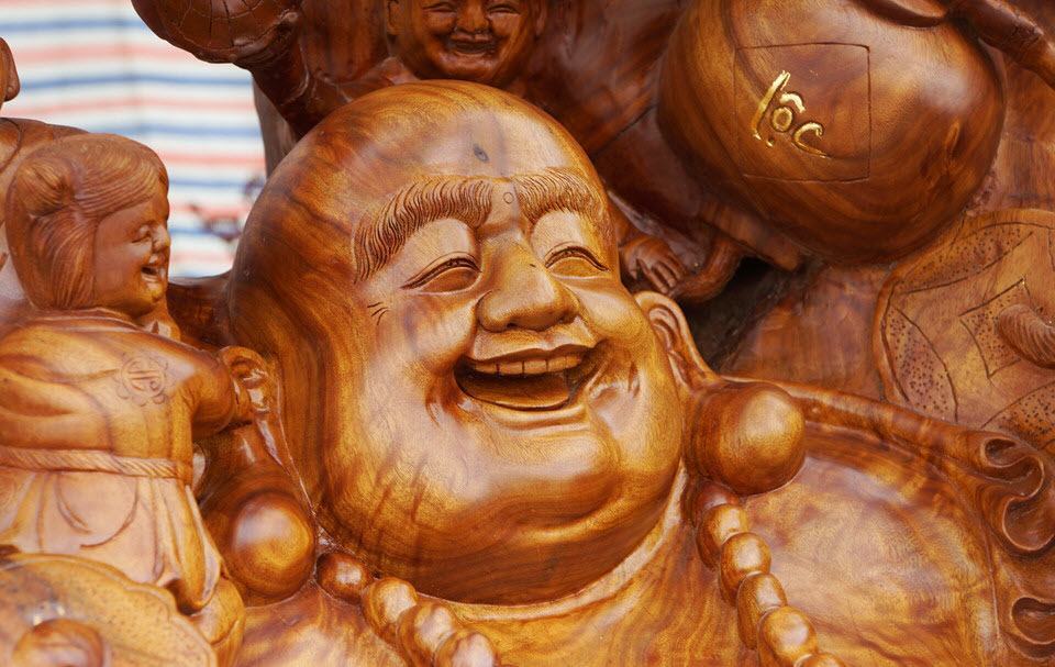 Tượng Phật Di Lặc cười đắt nhất Việt Nam