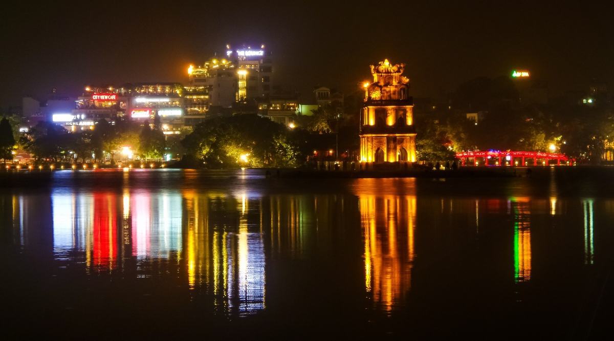 Hình ảnh Hồ Hoàn Kiếm về đêm HD