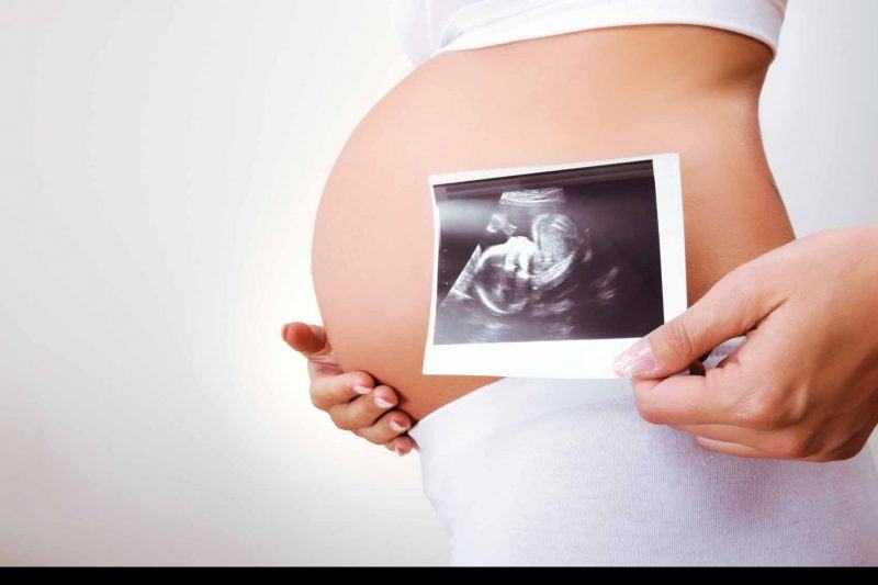 Hình ảnh và hình ảnh siêu âm thai nhi trong bụng mẹ