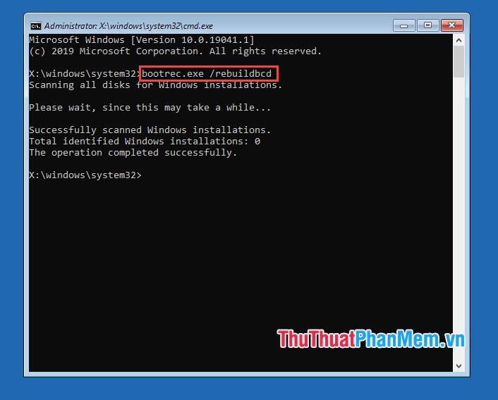Nhập lệnh bootrec.exebuildbcd
