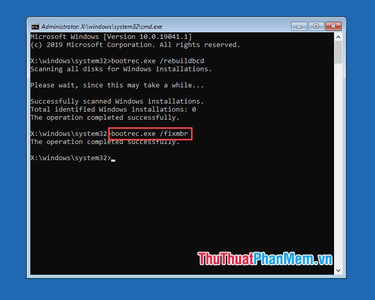 Nhập lệnh bootrec.exe fixmbr