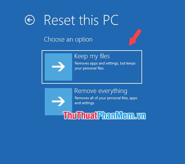 Chọn Keep my files để giữ lại những tài liệu, tập tin chưa sao lưu trên ổ CŨ