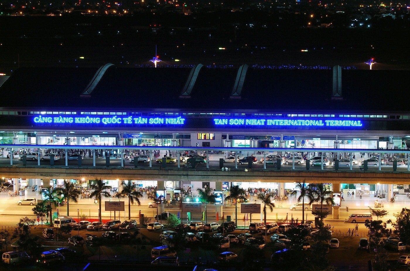 Hình ảnh sân bay tân sơn nhất về đêm