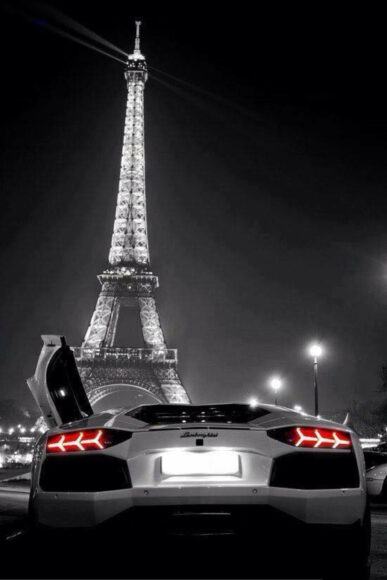 Hình nền Lamborghini bên tòa tháp