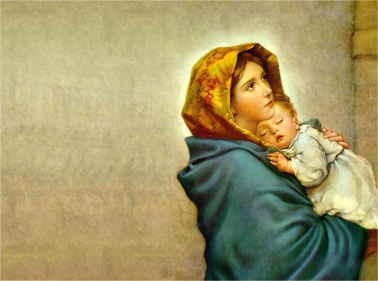 Đức Mẹ ôm ảnh Chúa Giêsu