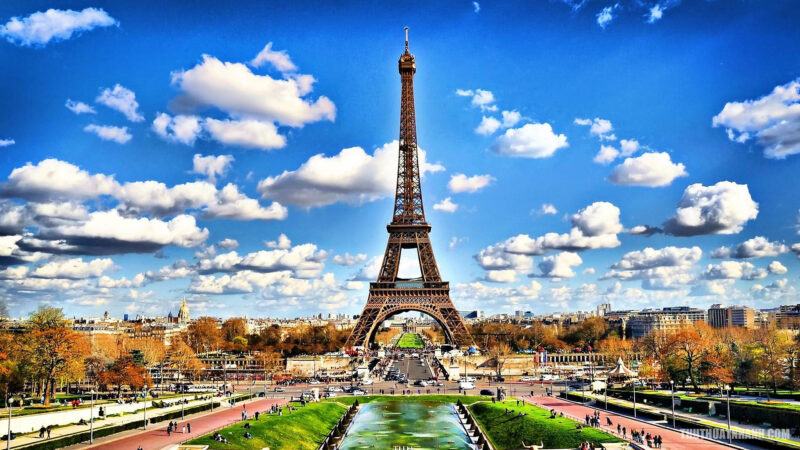 Hình ảnh tháp Eiffel đứng yên
