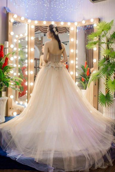 Chùm ảnh cô dâu đẹp dễ thương, độc đáo ấn tượng nhất - Trung Tâm Đào Tạo  Việt Á