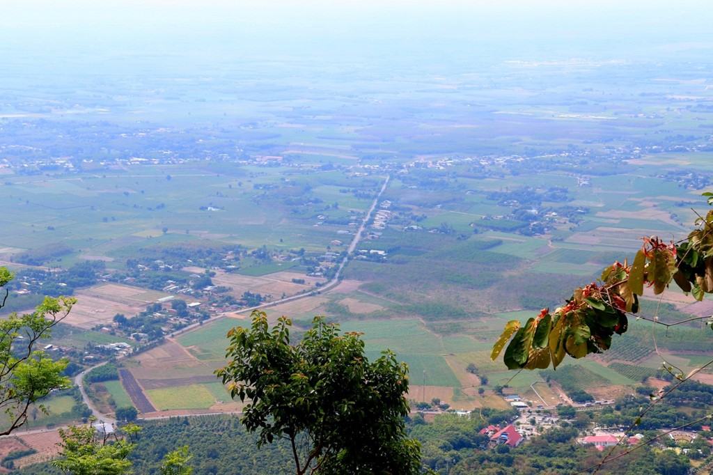 Ảnh phong cảnh núi Bà Đen