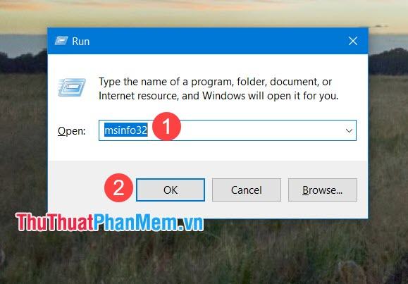 Bạn nhấn tổ hợp phím Windows + R và nhập lệnh msinfo32